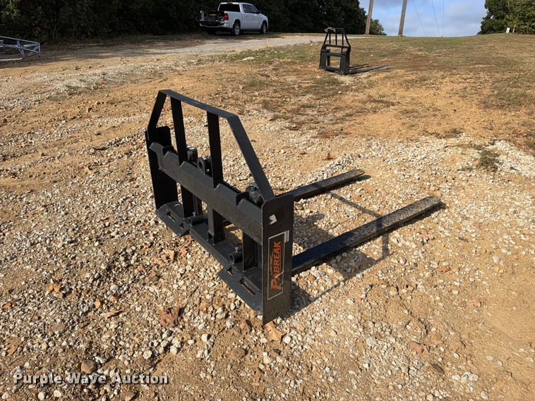 image for item EX2701 Pabreak skid steer forks