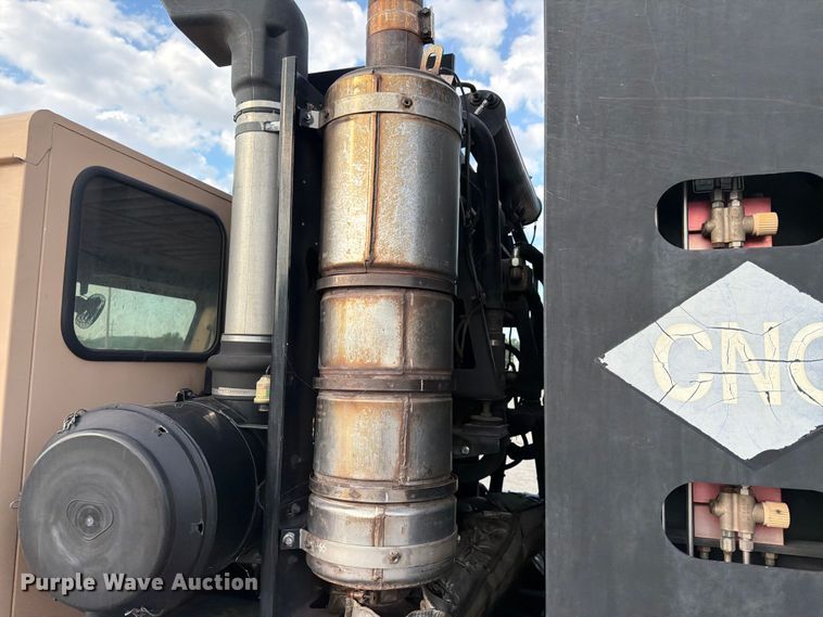 image for item EX4028 2010 Crane Carrier Low Entry refuse truck