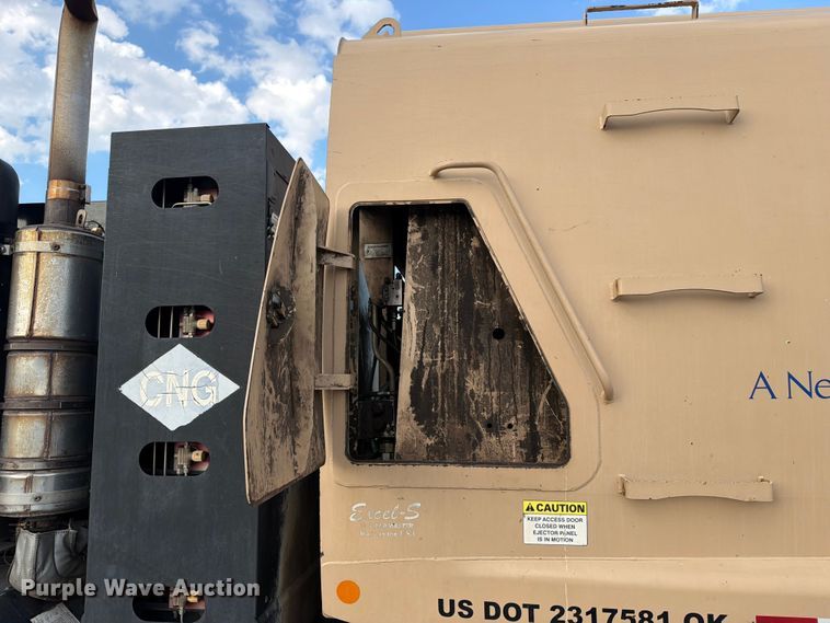 image for item EX4028 2010 Crane Carrier Low Entry refuse truck