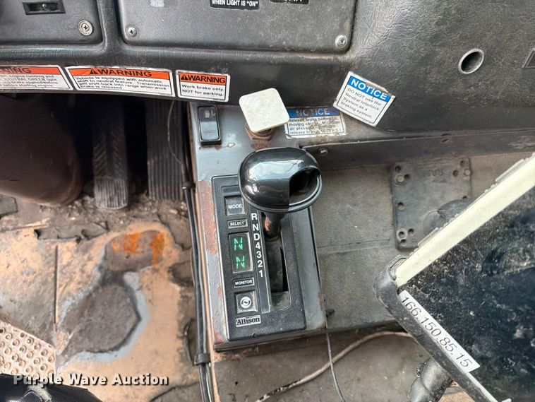 image for item EX4028 2010 Crane Carrier Low Entry refuse truck