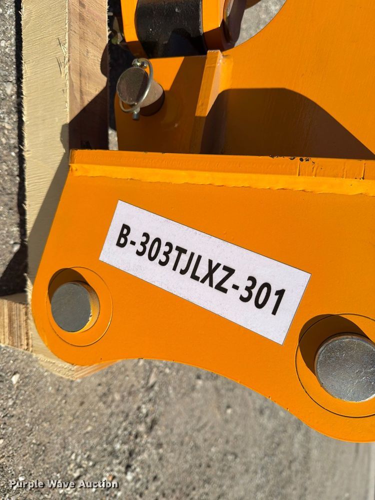 image for item EX4208 Captok CAT303 mini excavator auger