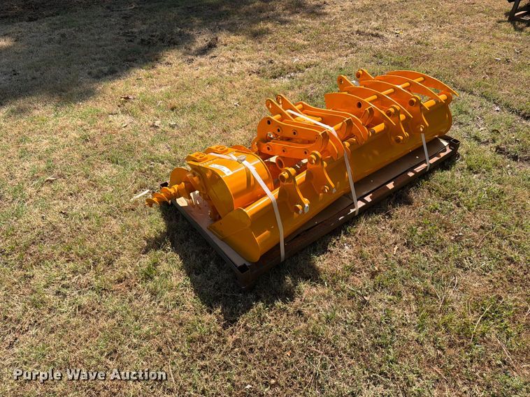 image for item EX4280 (8) excavator attachments