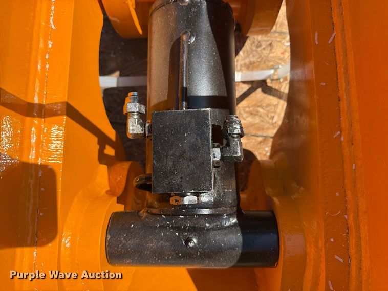 image for item EX4281 2026 GIYI K320 excavator quick attach