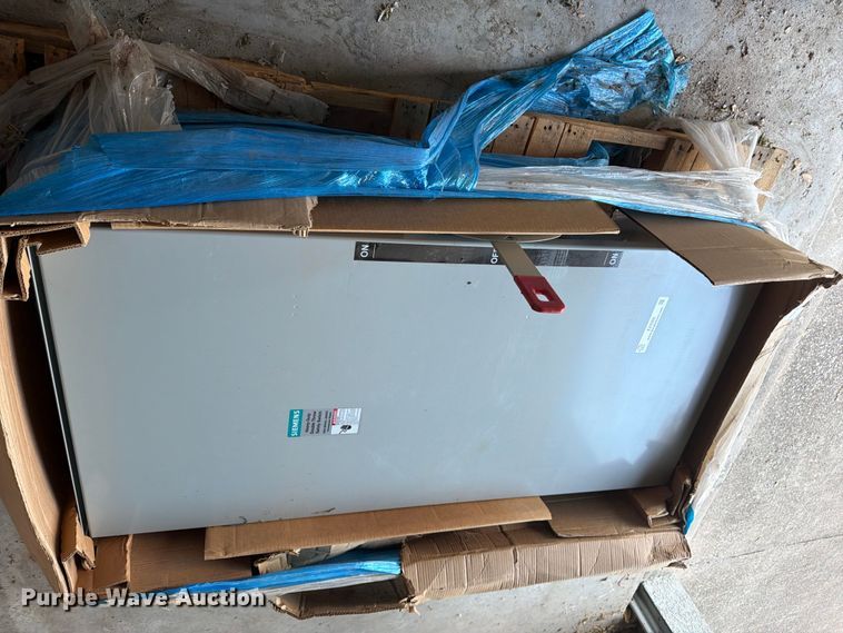 image for item EX4285 SIEMENS DTNF36SR electrical disconnect