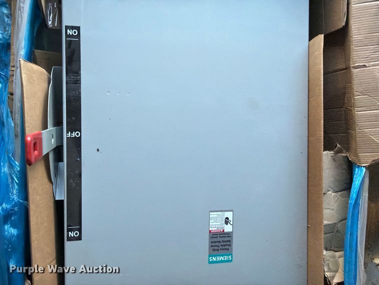 image for item EX4285 SIEMENS DTNF36SR electrical disconnect