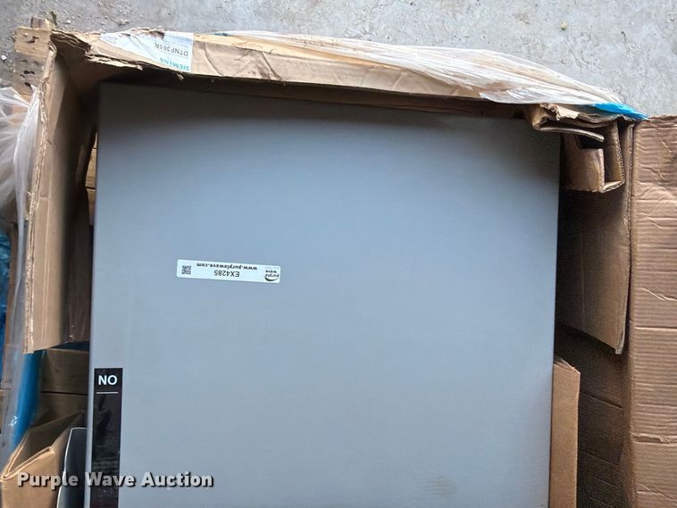 image for item EX4285 SIEMENS DTNF36SR electrical disconnect