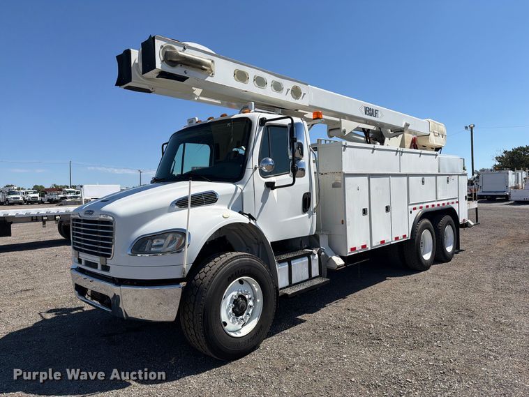 2013 Freightliner Business Class M2 bucket truck