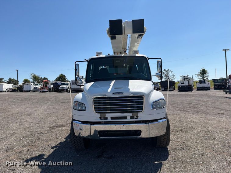 image for item FB5075 2013 Freightliner Business Class M2 bucket truck