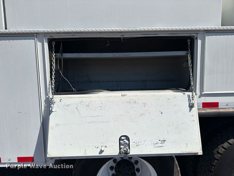 image for item FB5075 2013 Freightliner Business Class M2 bucket truck