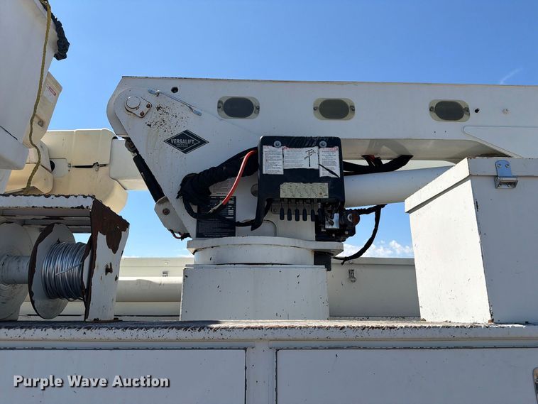 image for item FB5075 2013 Freightliner Business Class M2 bucket truck