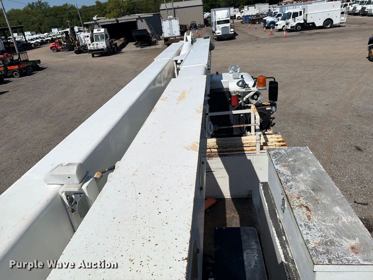 image for item FB5075 2013 Freightliner Business Class M2 bucket truck