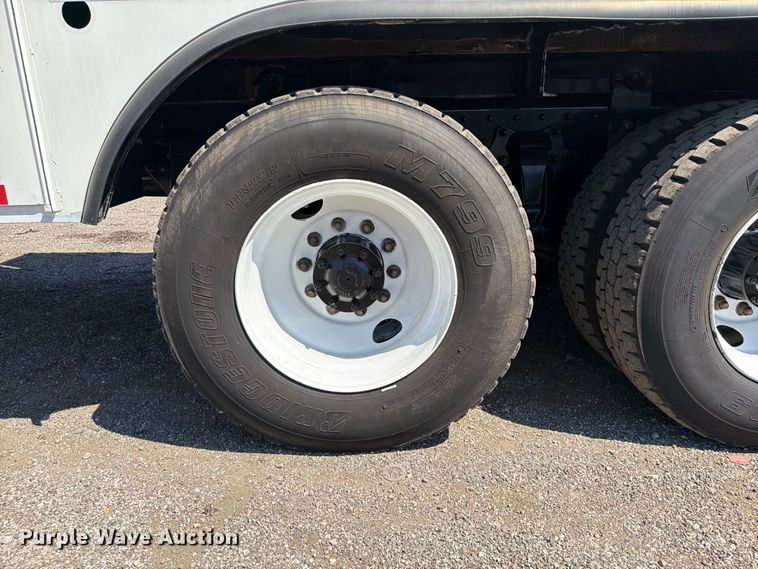 image for item FB5075 2013 Freightliner Business Class M2 bucket truck