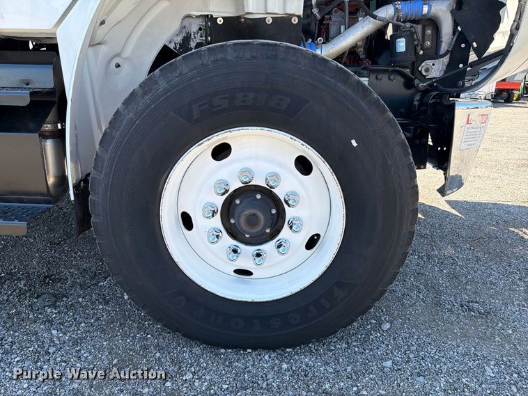 image for item FB5075 2013 Freightliner Business Class M2 bucket truck