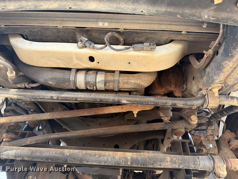 image for item FB5088 2011 Ford F450 Super Duty bucket truck