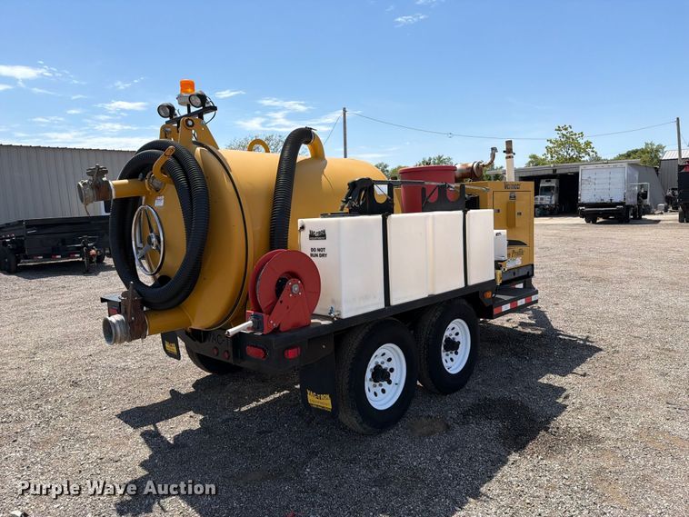 image for item FB5090 2012 Vermeer LP500GT vacuum excavator