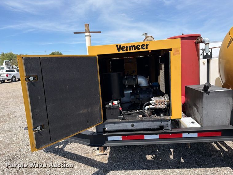 image for item FB5090 2012 Vermeer LP500GT vacuum excavator