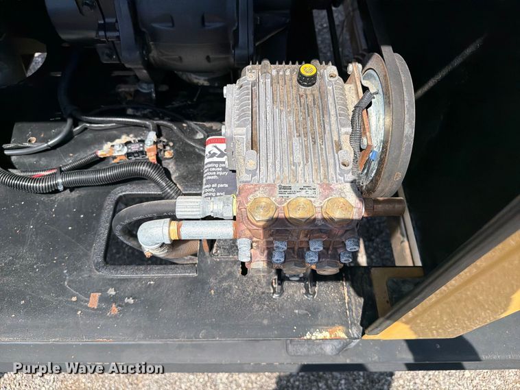 image for item FB5090 2012 Vermeer LP500GT vacuum excavator