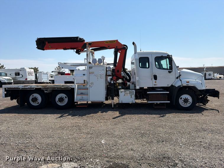 image for item FB5092 2015 Freightliner 114SD crane truck