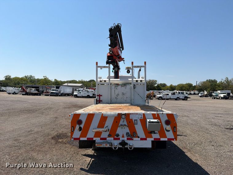 image for item FB5092 2015 Freightliner 114SD crane truck