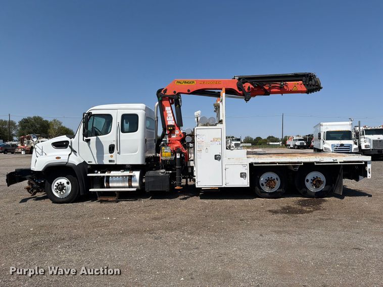 image for item FB5092 2015 Freightliner 114SD crane truck