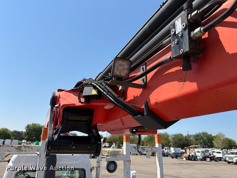 image for item FB5092 2015 Freightliner 114SD crane truck