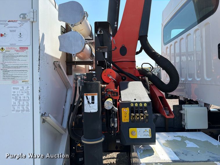 image for item FB5092 2015 Freightliner 114SD crane truck