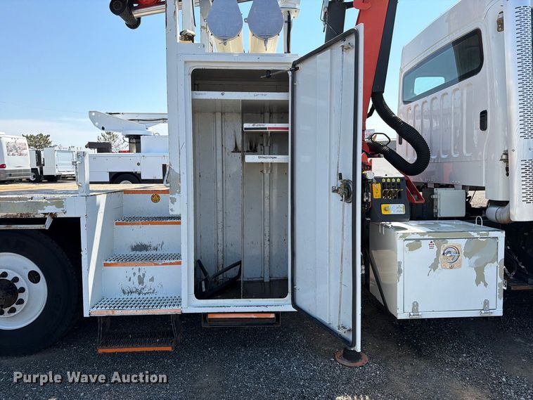 image for item FB5092 2015 Freightliner 114SD crane truck