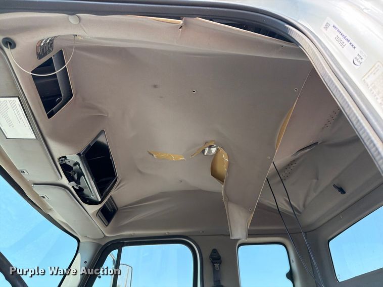 image for item FB5092 2015 Freightliner 114SD crane truck