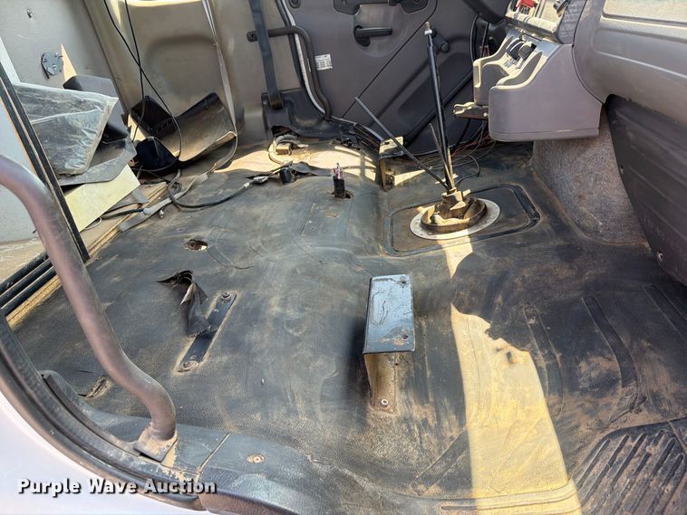 image for item FB5092 2015 Freightliner 114SD crane truck