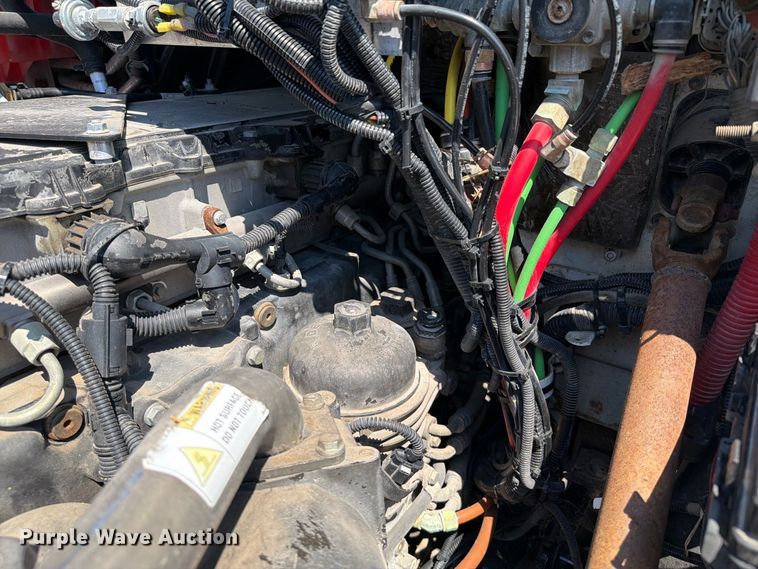 image for item FB5092 2015 Freightliner 114SD crane truck
