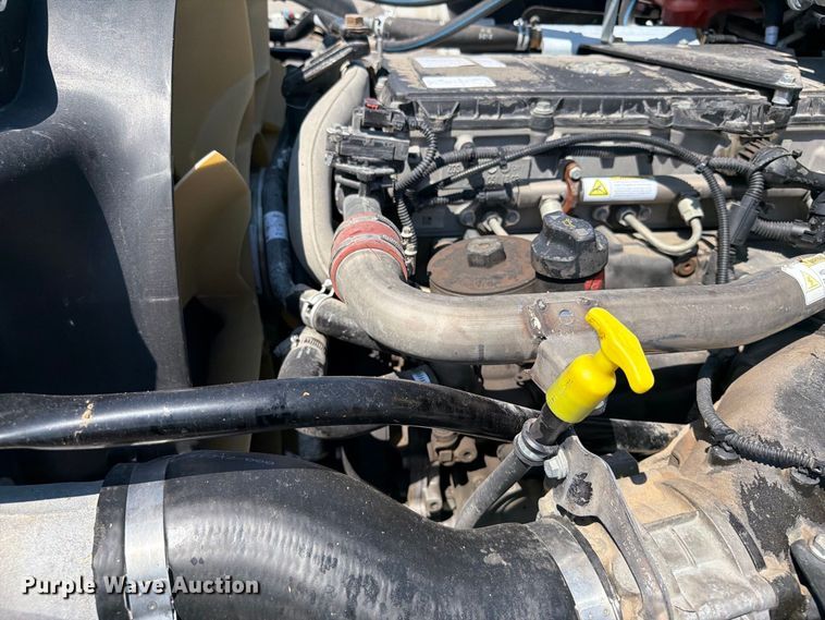 image for item FB5092 2015 Freightliner 114SD crane truck