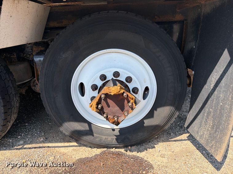 image for item FB5092 2015 Freightliner 114SD crane truck