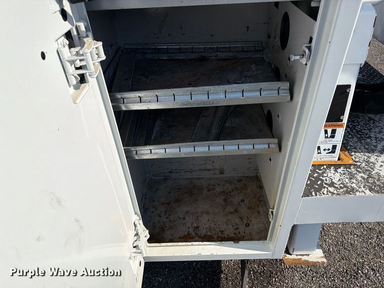 image for item FB5093 2022 Chevrolet Silverado 5500HD bucket truck