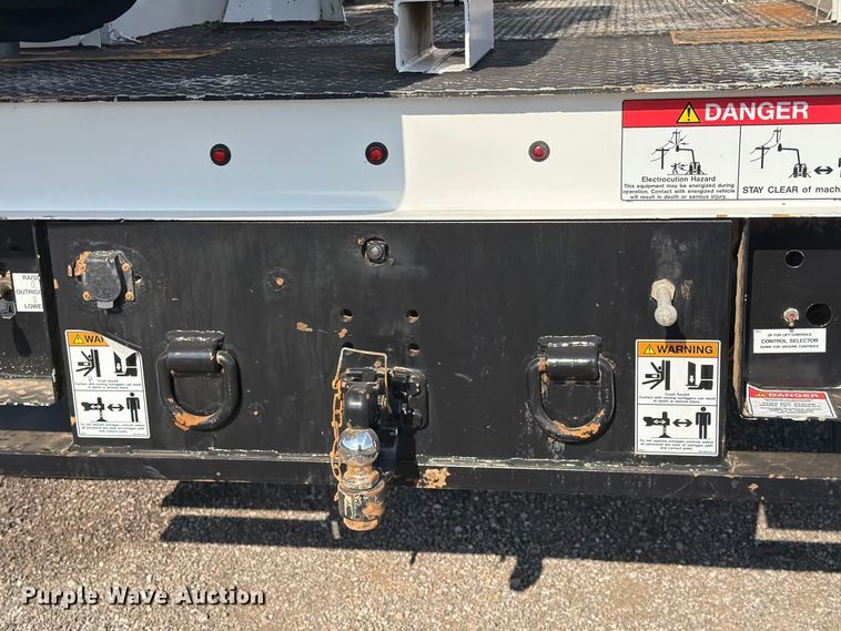 image for item FB5093 2022 Chevrolet Silverado 5500HD bucket truck