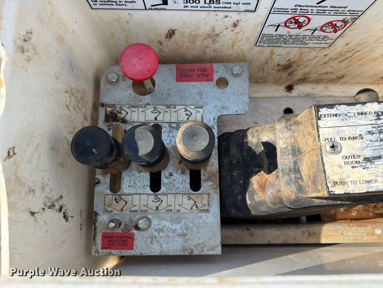 image for item FB5093 2022 Chevrolet Silverado 5500HD bucket truck