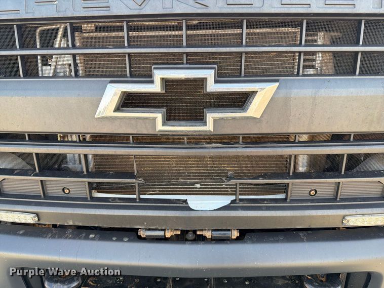 image for item FB5093 2022 Chevrolet Silverado 5500HD bucket truck
