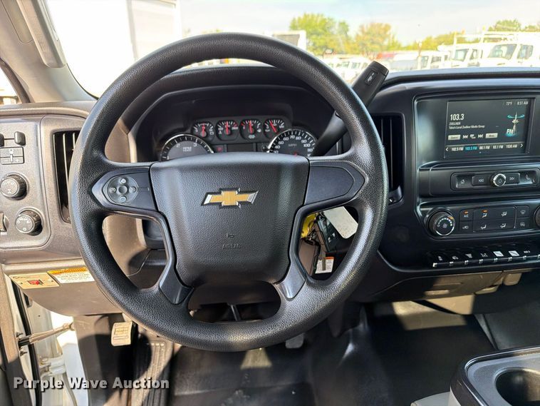 image for item FB5093 2022 Chevrolet Silverado 5500HD bucket truck