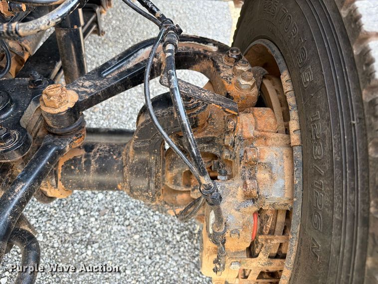 image for item FB5093 2022 Chevrolet Silverado 5500HD bucket truck