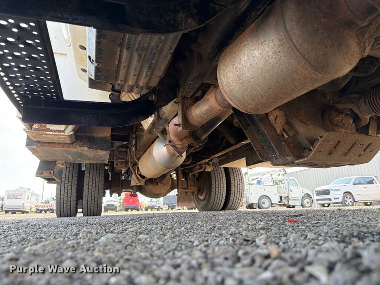 image for item FB5093 2022 Chevrolet Silverado 5500HD bucket truck
