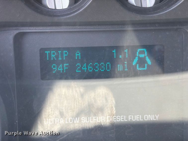 image for item FB5102 2011 Ford F550 Super Duty utility / service truck
