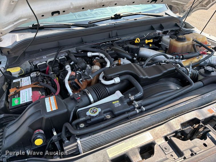 image for item FB5102 2011 Ford F550 Super Duty utility / service truck