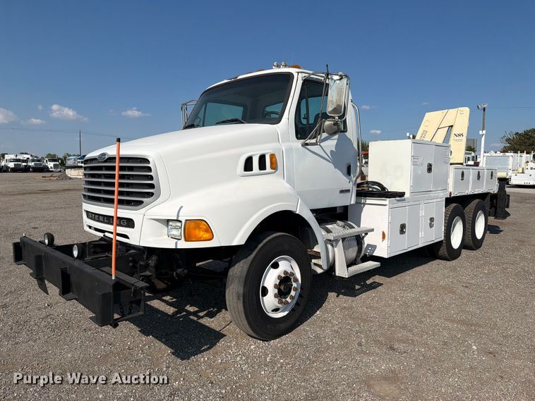 2006 Sterling L8500 utility / service truck