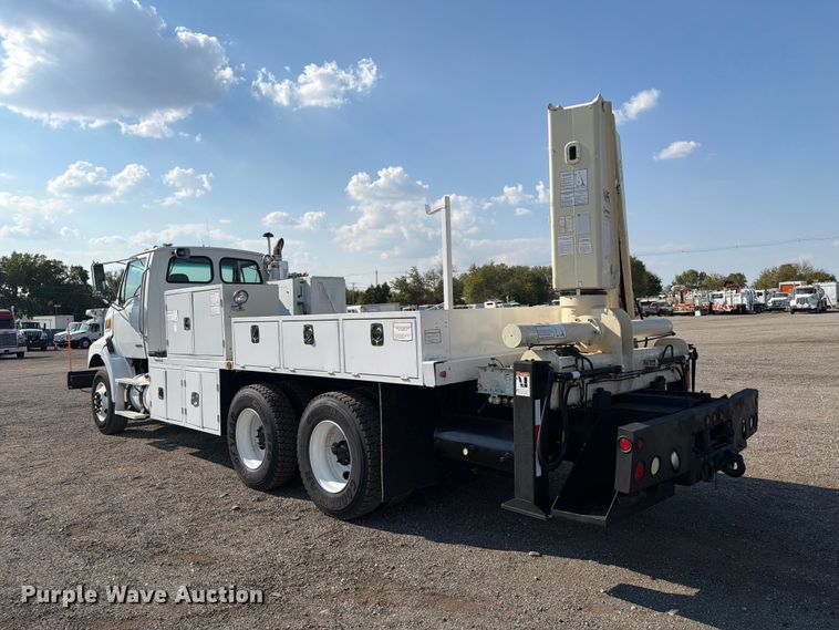 image for item FB5108 2006 Sterling L8500 utility / service truck