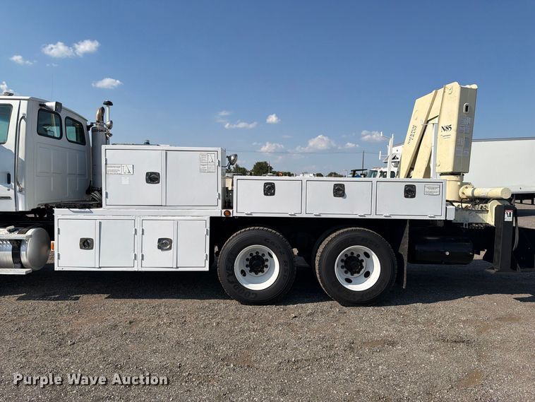 image for item FB5108 2006 Sterling L8500 utility / service truck