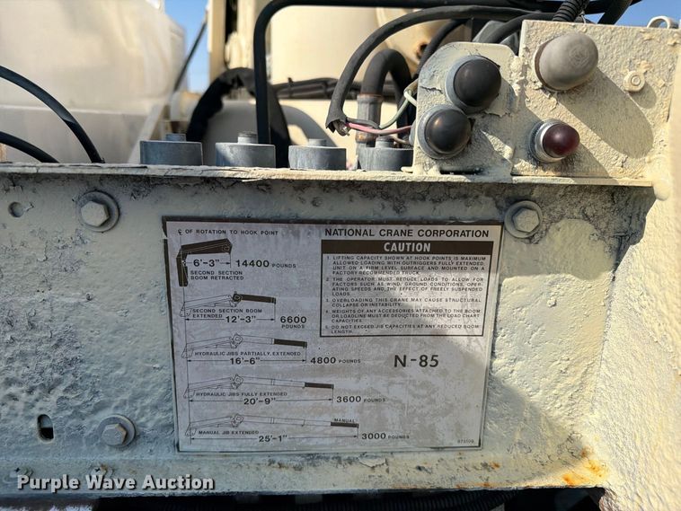image for item FB5108 2006 Sterling L8500 utility / service truck