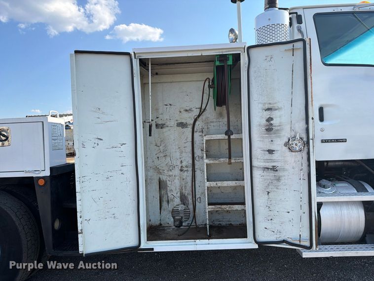 image for item FB5108 2006 Sterling L8500 utility / service truck