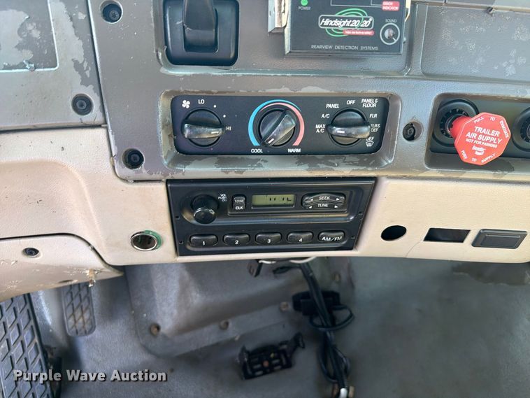 image for item FB5108 2006 Sterling L8500 utility / service truck