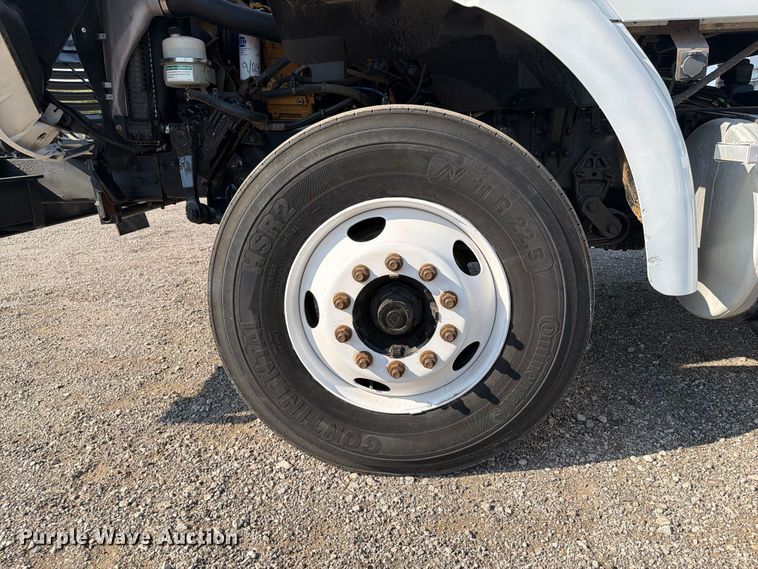 image for item FB5108 2006 Sterling L8500 utility / service truck