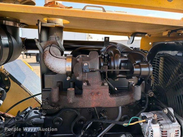 image for item FB5109 2006 Hypac C 530 AH pneumatic roller