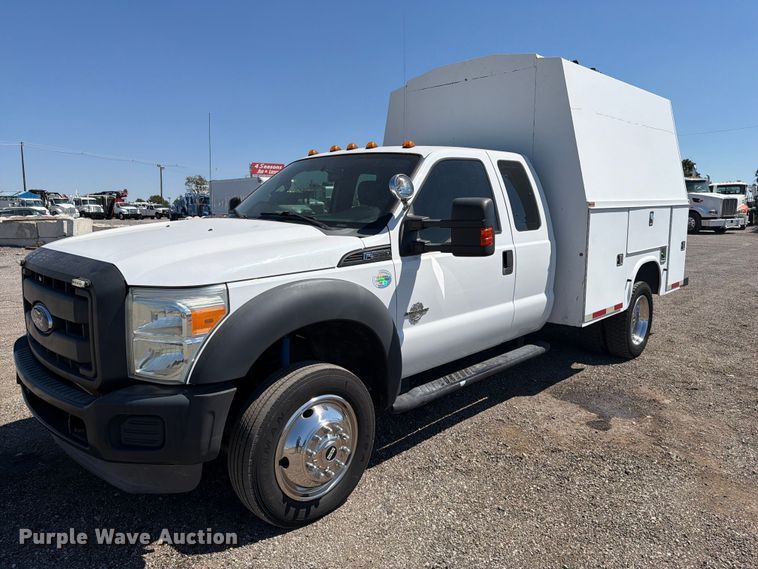 image for item FB5112 2012 Ford F550 super duty utility / service truck